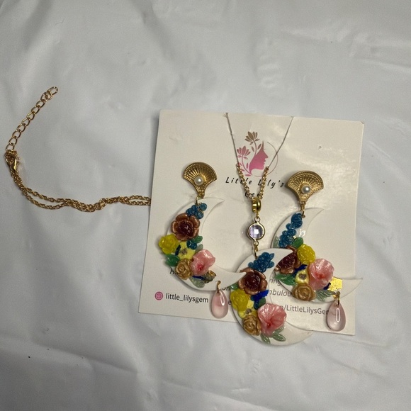 Colorful Floral Moon Earrings - Picture 3 of 8